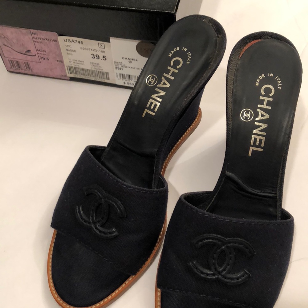 CHANEL Navy Blue Wedges MINT condition!!